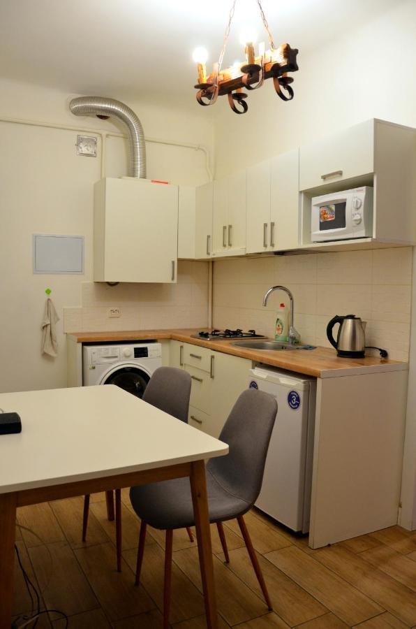 Brand New Apartment In City Center Львов Экстерьер фото